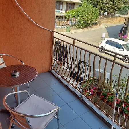 Topchievi Isles بيت ضيافة *